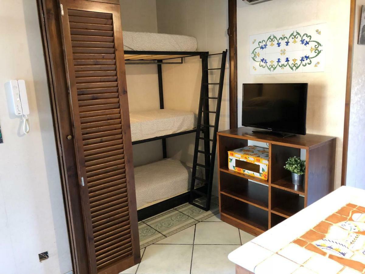 Adele'S Apartment - Mulinia Residence Acireale Ngoại thất bức ảnh